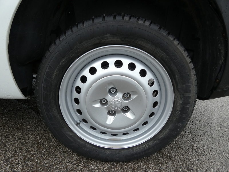 Vauxhall 2014 64 VAUXHALL COMBO 1.6 CDTI LWB ONE PERSON CONVERSION NO VAT