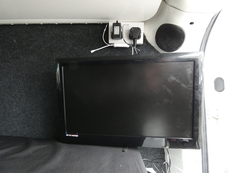 Vauxhall 2014 64 VAUXHALL COMBO 1.6 CDTI LWB ONE PERSON CONVERSION NO VAT