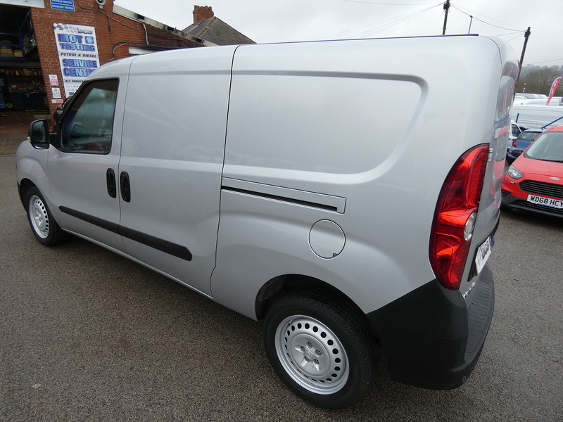 Vauxhall 2016 66 VAUXHALL COMBO 1.3 CDTI 2300 ECOFLEX TWIN SLD LWB L2 ONLY 88K