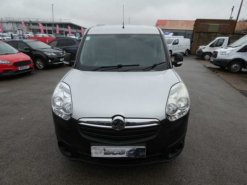 Vauxhall 2016 66 VAUXHALL COMBO 1.3 CDTI 2300 ECOFLEX TWIN SLD LWB L2 ONLY 88K