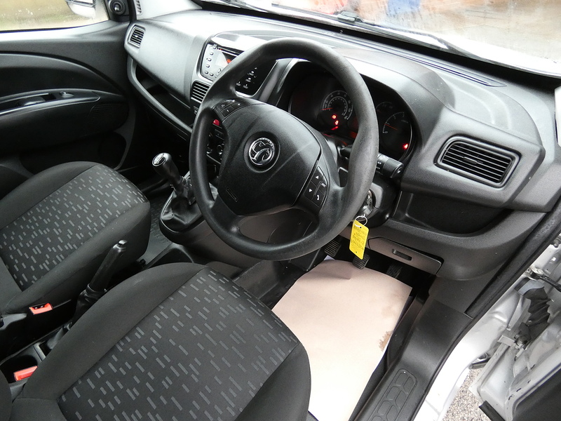 Vauxhall 2016 66 VAUXHALL COMBO 1.3 CDTI 2300 ECOFLEX TWIN SLD LWB L2 ONLY 88K
