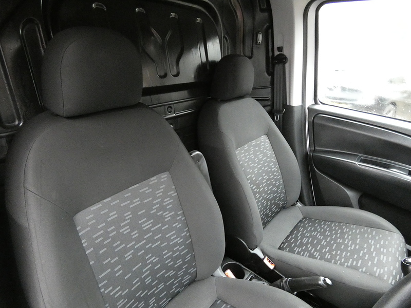 Vauxhall 2016 66 VAUXHALL COMBO 1.3 CDTI 2300 ECOFLEX TWIN SLD LWB L2 ONLY 88K