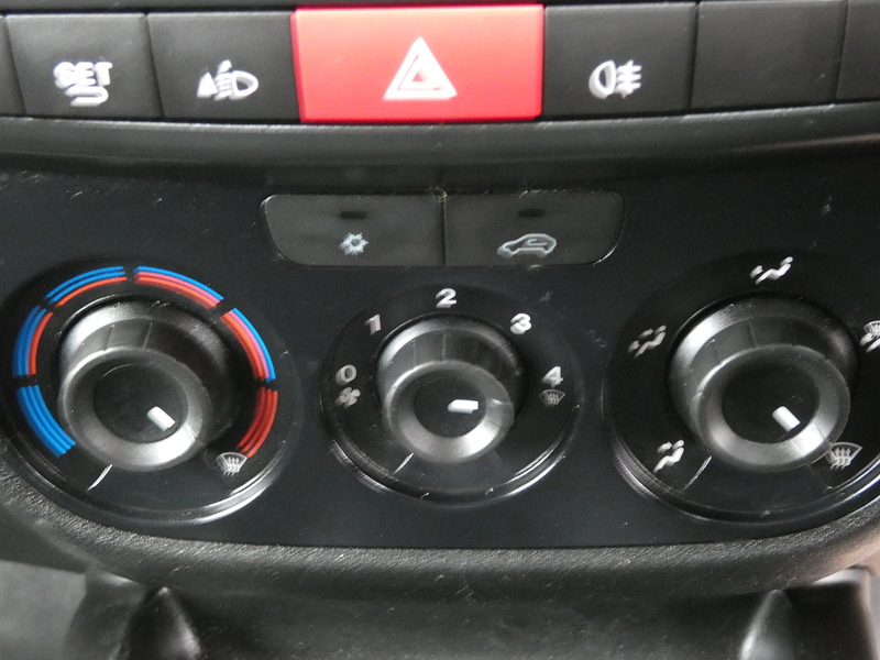 Vauxhall 2016 66 VAUXHALL COMBO 1.3 CDTI 2300 ECOFLEX TWIN SLD LWB L2 ONLY 88K