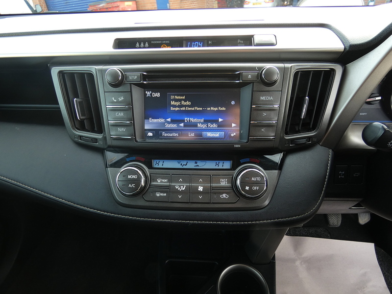 Toyota 2014 64 TOYOTA RAV4 2.0D-4D INVINCIBLE SUV ONLY 87K STUNNING THROUGHOUT