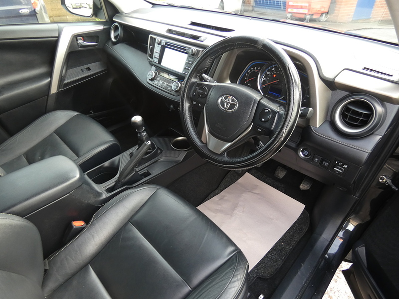 Toyota 2014 64 TOYOTA RAV4 2.0D-4D INVINCIBLE SUV ONLY 87K STUNNING THROUGHOUT