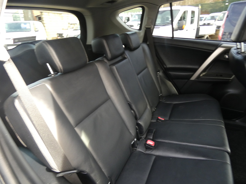 Toyota 2014 64 TOYOTA RAV4 2.0D-4D INVINCIBLE SUV ONLY 87K STUNNING THROUGHOUT