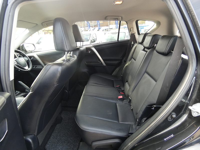 Toyota 2014 64 TOYOTA RAV4 2.0D-4D INVINCIBLE SUV ONLY 87K STUNNING THROUGHOUT