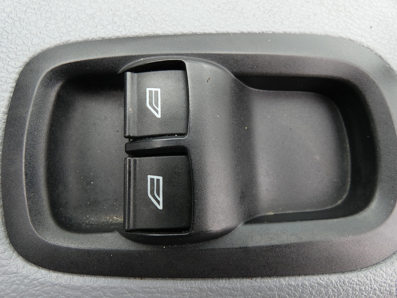 Ford 2019 19 FORD TRANSIT T350 LUTON 4M BOX VAN WITH TAIL LIFT