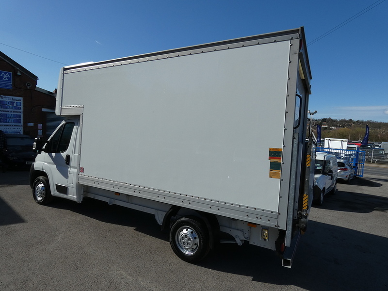 Peugeot 2014 14 PEUGEOT BOXER 2.2HDI 335 LUTON WITH TAIL LIFT 3.8M BODY ONLY 94K