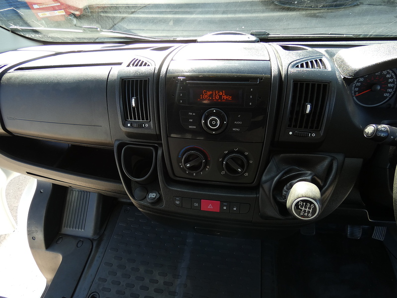 Peugeot 2014 14 PEUGEOT BOXER 2.2HDI 335 LUTON WITH TAIL LIFT 3.8M BODY ONLY 94K