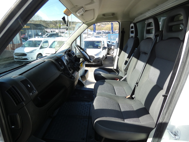 Peugeot 2014 14 PEUGEOT BOXER 2.2HDI 335 LUTON WITH TAIL LIFT 3.8M BODY ONLY 94K
