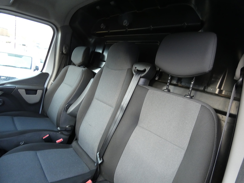 Nissan 2018 18 NISSAN NV400 2.3DCI SE L1H1 SWB WITH TOW BAR NO VAT