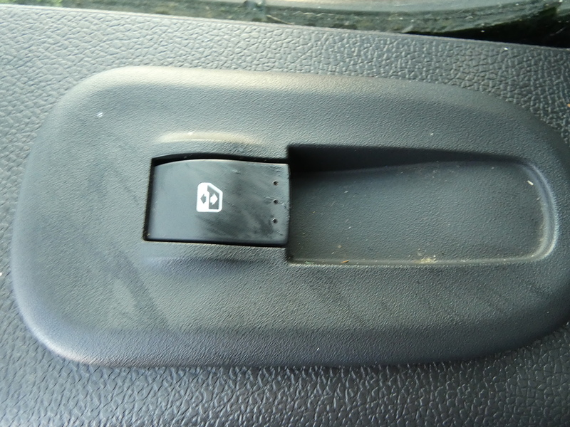 Nissan 2018 18 NISSAN NV400 2.3DCI SE L1H1 SWB WITH TOW BAR NO VAT