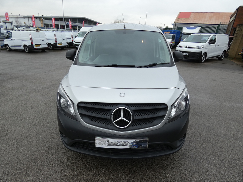 Mercedes-Benz 2018 68 MERCEDES CITAN 111 1.5DCI DOUBLE CAB CREW VAN 5 SEATER