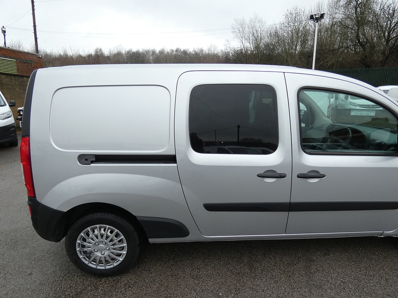 Mercedes-Benz 2018 68 MERCEDES CITAN 111 1.5DCI DOUBLE CAB CREW VAN 5 SEATER