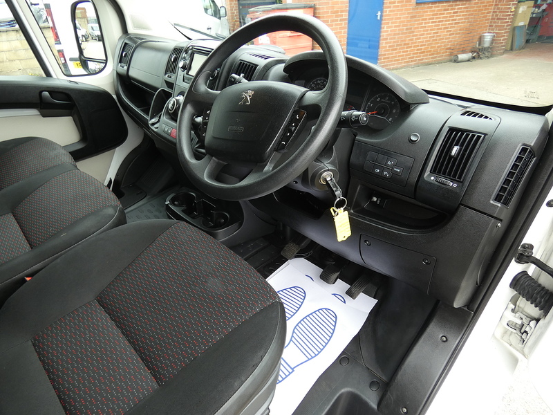 Peugeot 2018 68 PEUGEOT BOXER 2.0 BLUEHDI EURO 6 PROFESSIONAL L3H2 LWB EX POLICE FULL HISTORY