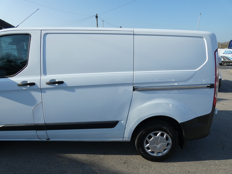 Ford 2017 17 FORD TRANSIT CUSTOM TREND 310 L1H1 FULL HISTORY EX POLICE