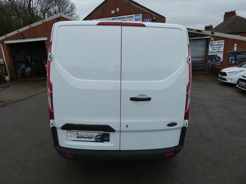 Ford 2017 17 FORD TRANSIT CUSTOM 2.0 TDCI SWB L1H1 WITH TWIN SLD