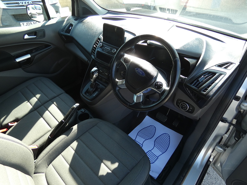 Ford 2020 69 FORD TRANSIT CONNECT 240 ECOBLUE LIMITED AUTOMATIC L2 LWB NICE SPEC