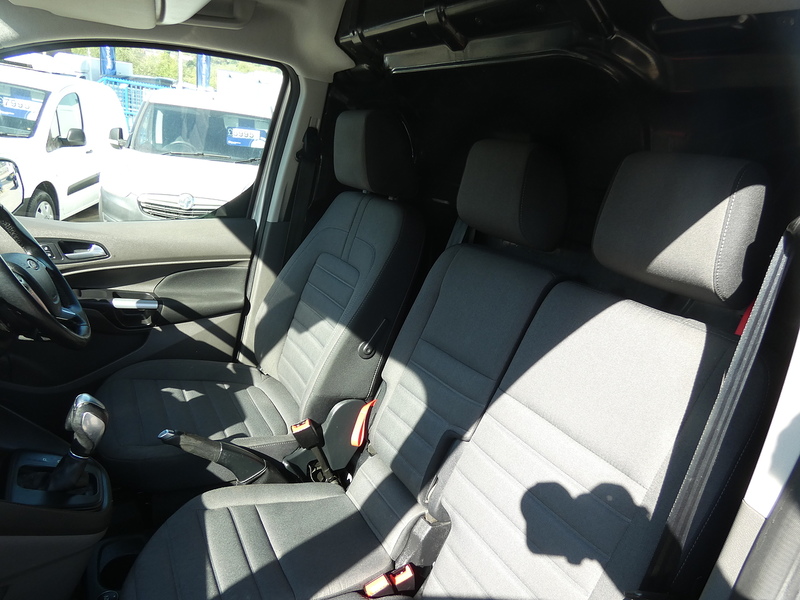 Ford 2020 69 FORD TRANSIT CONNECT 240 ECOBLUE LIMITED AUTOMATIC L2 LWB NICE SPEC