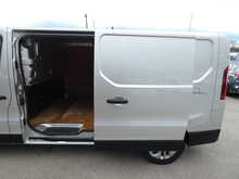 2019 19 RENAULT TRAFIC 1.6DCI SPORT LWB L2 120PS STUNNING VAN