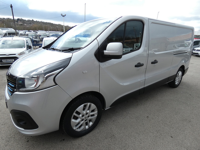Renault 2019 19 RENAULT TRAFIC 1.6DCI SPORT LWB L2 120PS STUNNING VAN