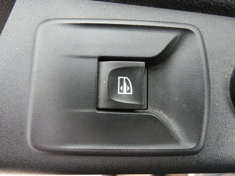 Renault 2019 19 RENAULT TRAFIC 1.6DCI SPORT LWB L2 120PS STUNNING VAN