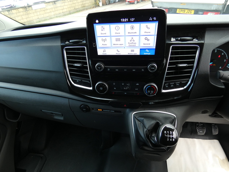 Ford 2022 22 FORD TRANSIT CUSTOM 2.0 ECOBLUE LIMITED L1H1 SWB ONLY 50K NEW WET BELT