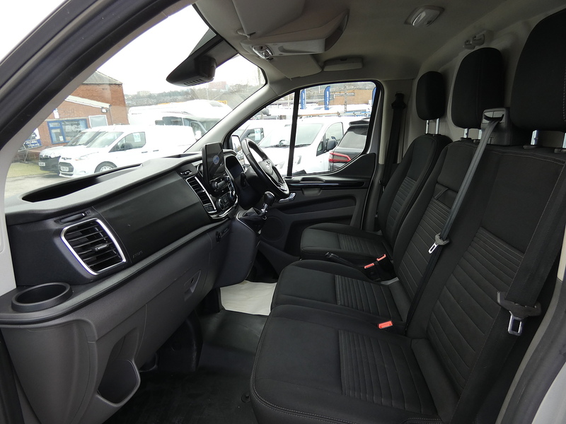 Ford 2022 22 FORD TRANSIT CUSTOM 2.0 ECOBLUE LIMITED L1H1 SWB ONLY 50K NEW WET BELT