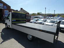 Peugeot Boxer BlueHDi 335 Built for Business 