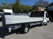 Peugeot Boxer BlueHDi 335 Built for Business 