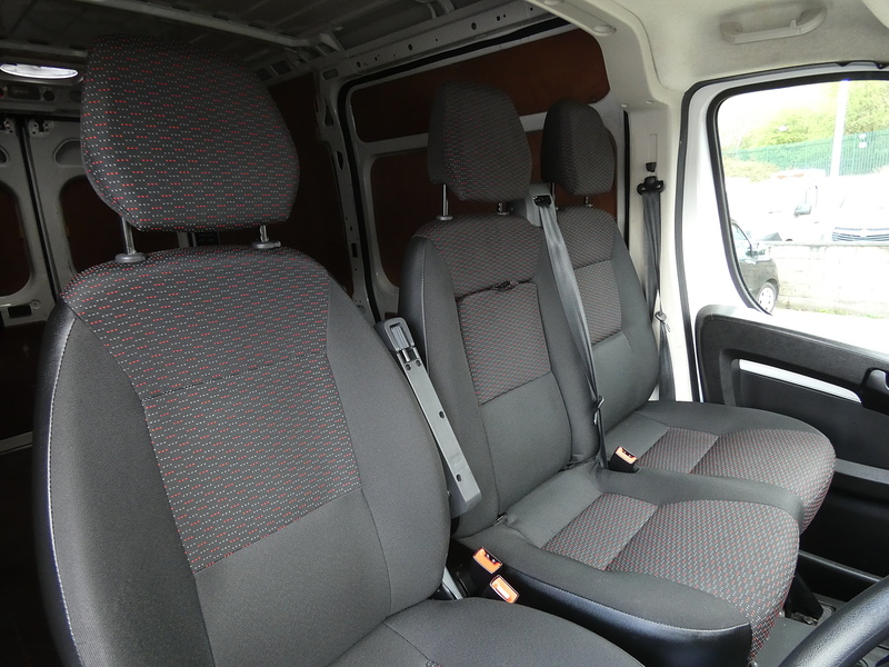 Peugeot 2020 70 PEUGEOT BOXER 2.2 BLUEHDI PROFESSIONAL L2H2 MWB ONLY 52K FSH