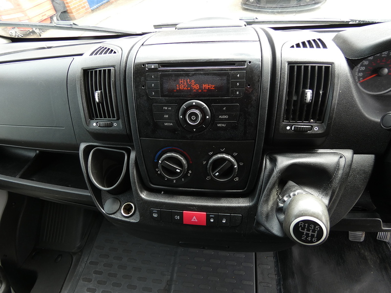 Peugeot 2014 14 PEUGEOT BOXER 2.2HDI 335 LUTON WITH TAIL LIFT 3.9M BODY ONLY 97K