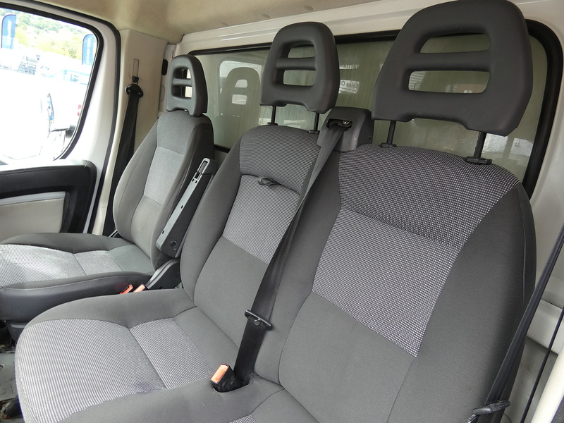 Peugeot 2014 14 PEUGEOT BOXER 2.2HDI 335 LUTON WITH TAIL LIFT 3.9M BODY ONLY 97K