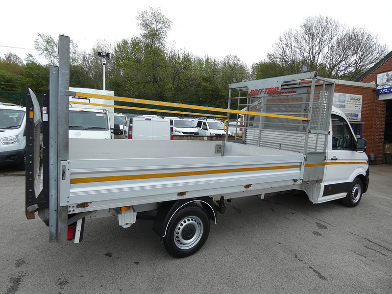 Volkswagen 2021 21 VOLKSWAGEN CRAFTER 2.0TDI CR35 STARTLINE DROPSIDE PICKUP TAIL LIFT FSH