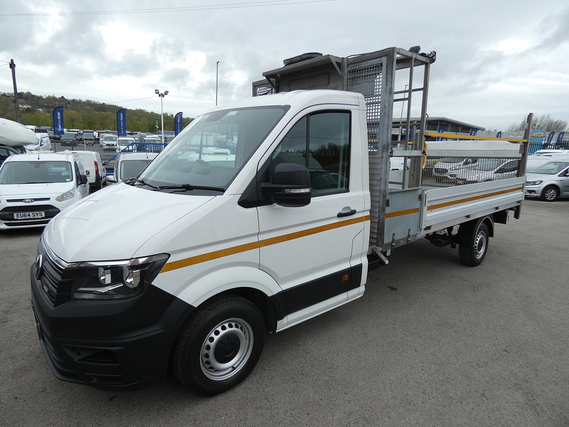 Volkswagen 2021 21 VOLKSWAGEN CRAFTER 2.0TDI CR35 STARTLINE DROPSIDE PICKUP TAIL LIFT FSH