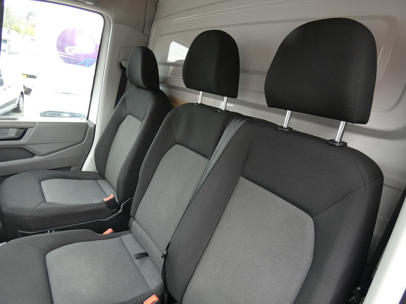 Volkswagen 2021 21 VOLKSWAGEN CRAFTER 2.0TDI CR35 STARTLINE DROPSIDE PICKUP TAIL LIFT FSH