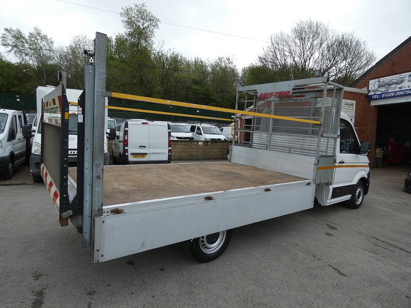 Volkswagen 2021 21 VOLKSWAGEN CRAFTER 2.0TDI CR35 STARTLINE DROPSIDE PICKUP TAIL LIFT FSH