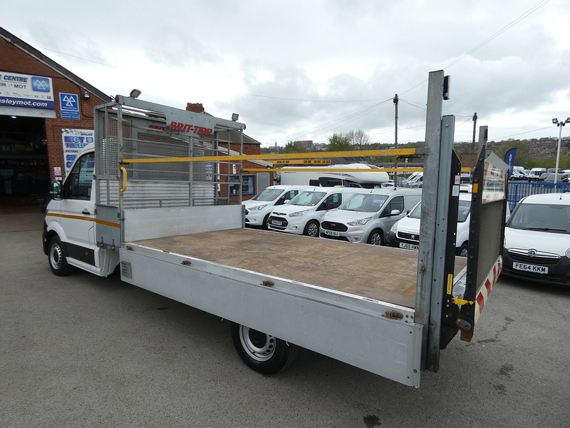 Volkswagen 2021 21 VOLKSWAGEN CRAFTER 2.0TDI CR35 STARTLINE DROPSIDE PICKUP TAIL LIFT FSH