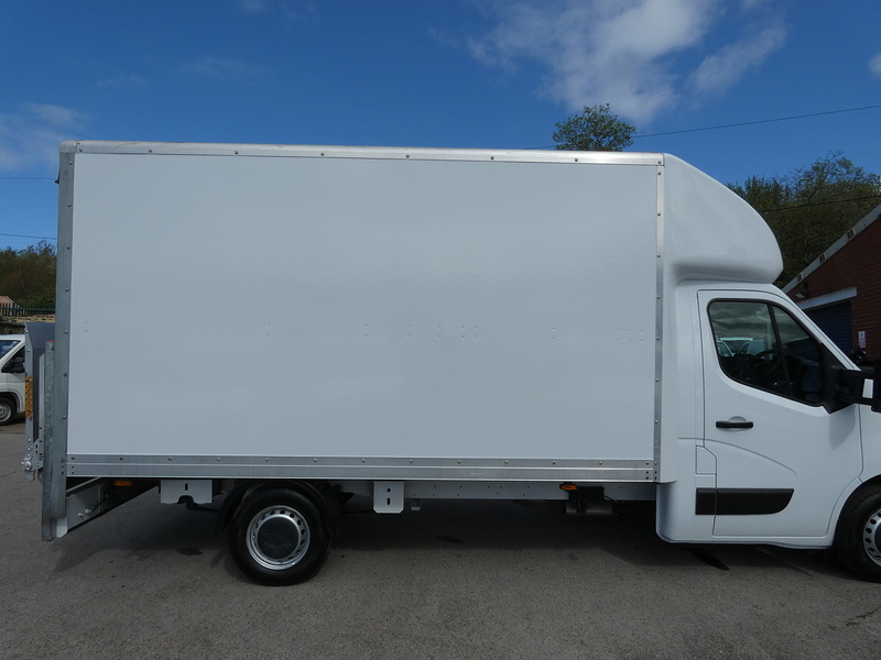 Renault 2021 21 RENAULT MASTER 2.3CDI 35 BUSINESS 4M LUTON WITH TAIL LIFT