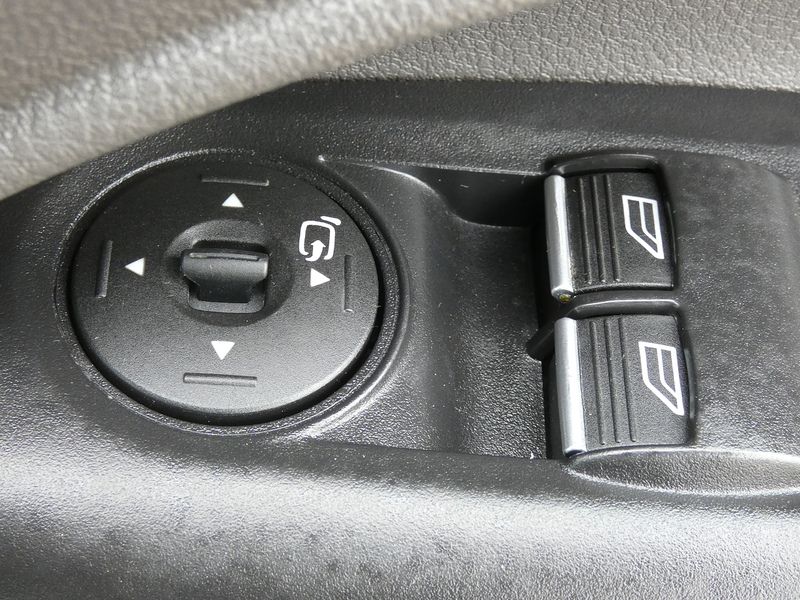 Ford 2019 69 FORD TRANSIT CONNECT 1.5 ECOBLUE 120PS LIMITED ONLY 77K NO VAT