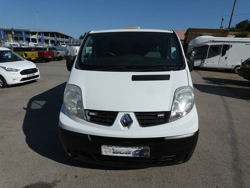 Renault 2012 62 RENAULT TRAFIC 2.0 DCI SL27 ECO L1H1 SWB CLEAN VAN