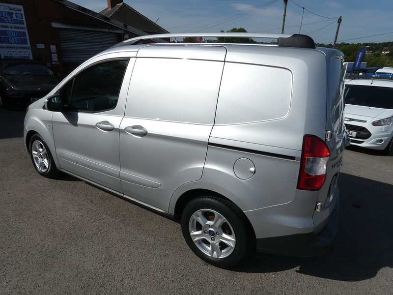 Ford 2020 20 FORD TRANSIT COURIER 1.0 ECOBOOST LIMITED PETROL