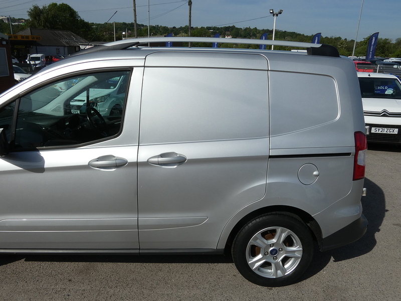 Ford 2020 20 FORD TRANSIT COURIER 1.0 ECOBOOST LIMITED PETROL