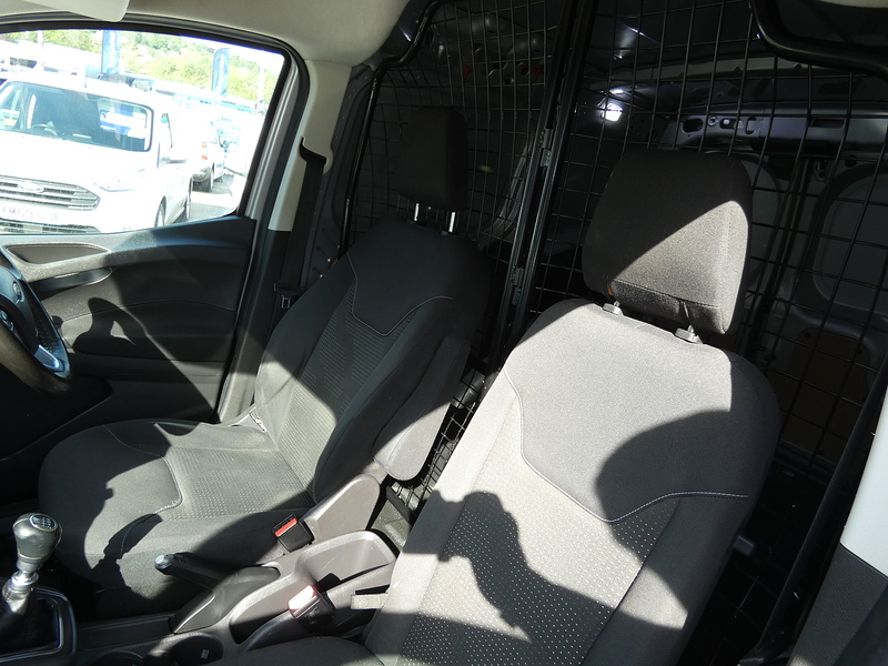 Ford 2020 20 FORD TRANSIT COURIER 1.0 ECOBOOST LIMITED PETROL