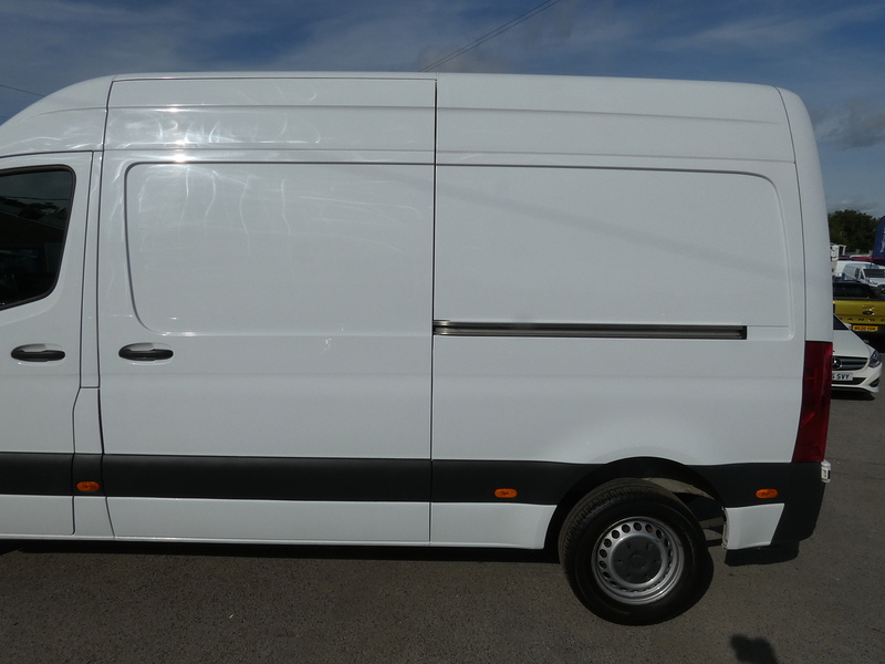 Mercedes-Benz 2022 22 MERCEDES SPRINTER 315 2.0 CDI PROGRESSIVE L2H2 MWB MED ROOF ONLY 45K