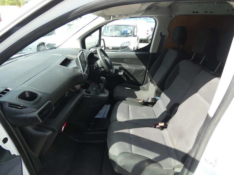 Citroen 2021 21 CITROEN BERLINGO 1.5HDI 650 ENTERPRISE 6 SEAT CREW VAN ONLY 43K
