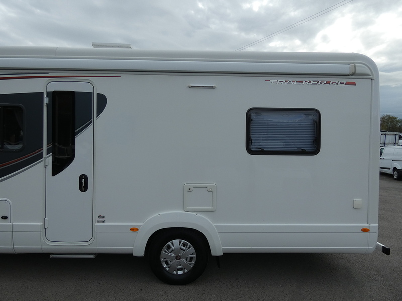 Fiat 2016 16 FIAT AUTO-TRAIL TRACKER RB HI-LINE 6 BERTH HD FIXED BED MEGA LOW MILES