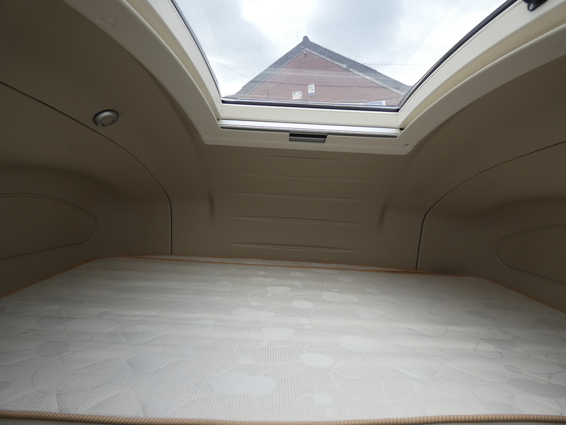 Fiat 2016 16 FIAT AUTO-TRAIL TRACKER RB HI-LINE 6 BERTH HD FIXED BED MEGA LOW MILES