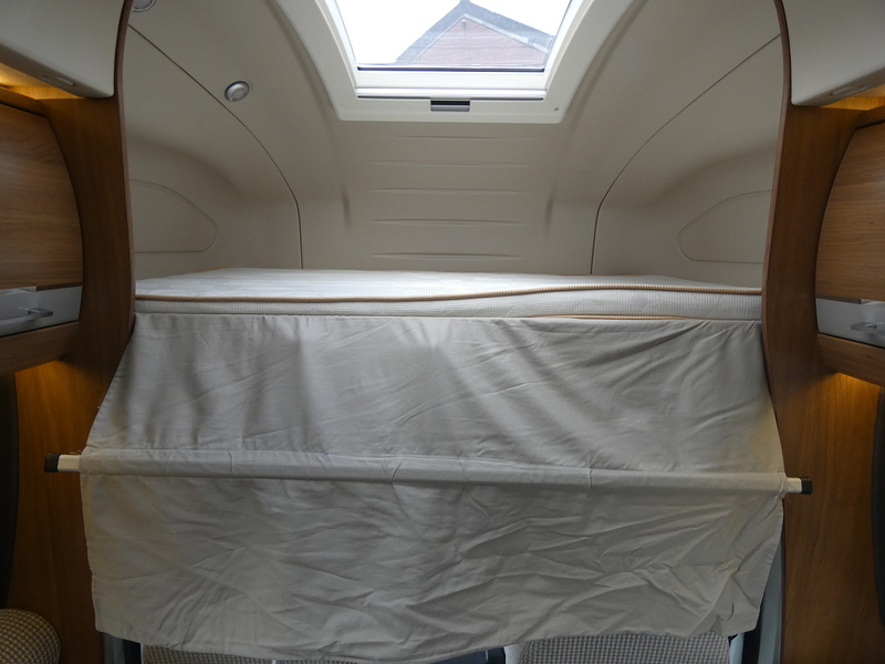Fiat 2016 16 FIAT AUTO-TRAIL TRACKER RB HI-LINE 6 BERTH HD FIXED BED MEGA LOW MILES